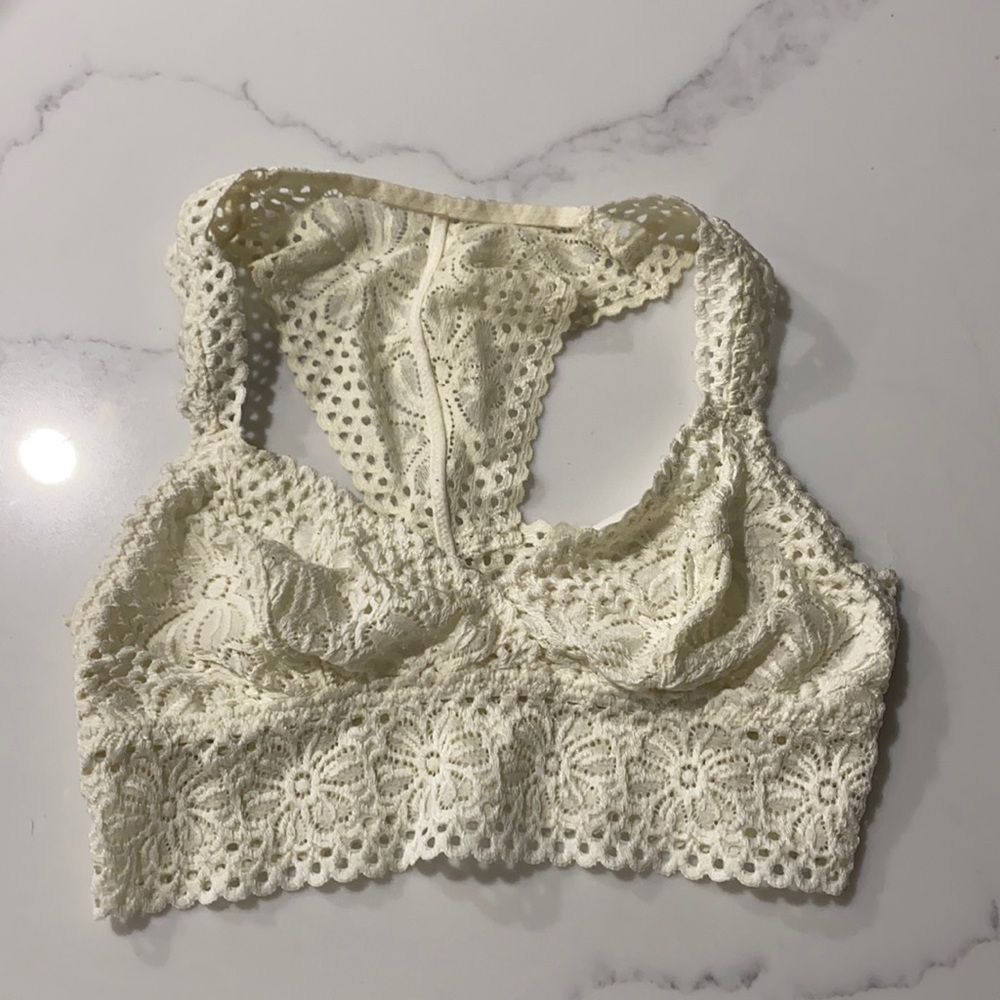 Aerie Brallet